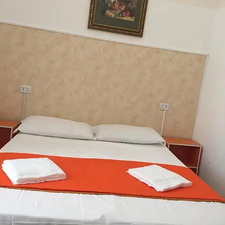 Ding House * Rome